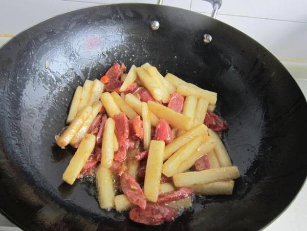 山藥炒香腸的做法-家常味炒菜譜-易網(wǎng)健康養(yǎng)生網(wǎng) 山藥炒香腸的做法-家常味炒菜譜