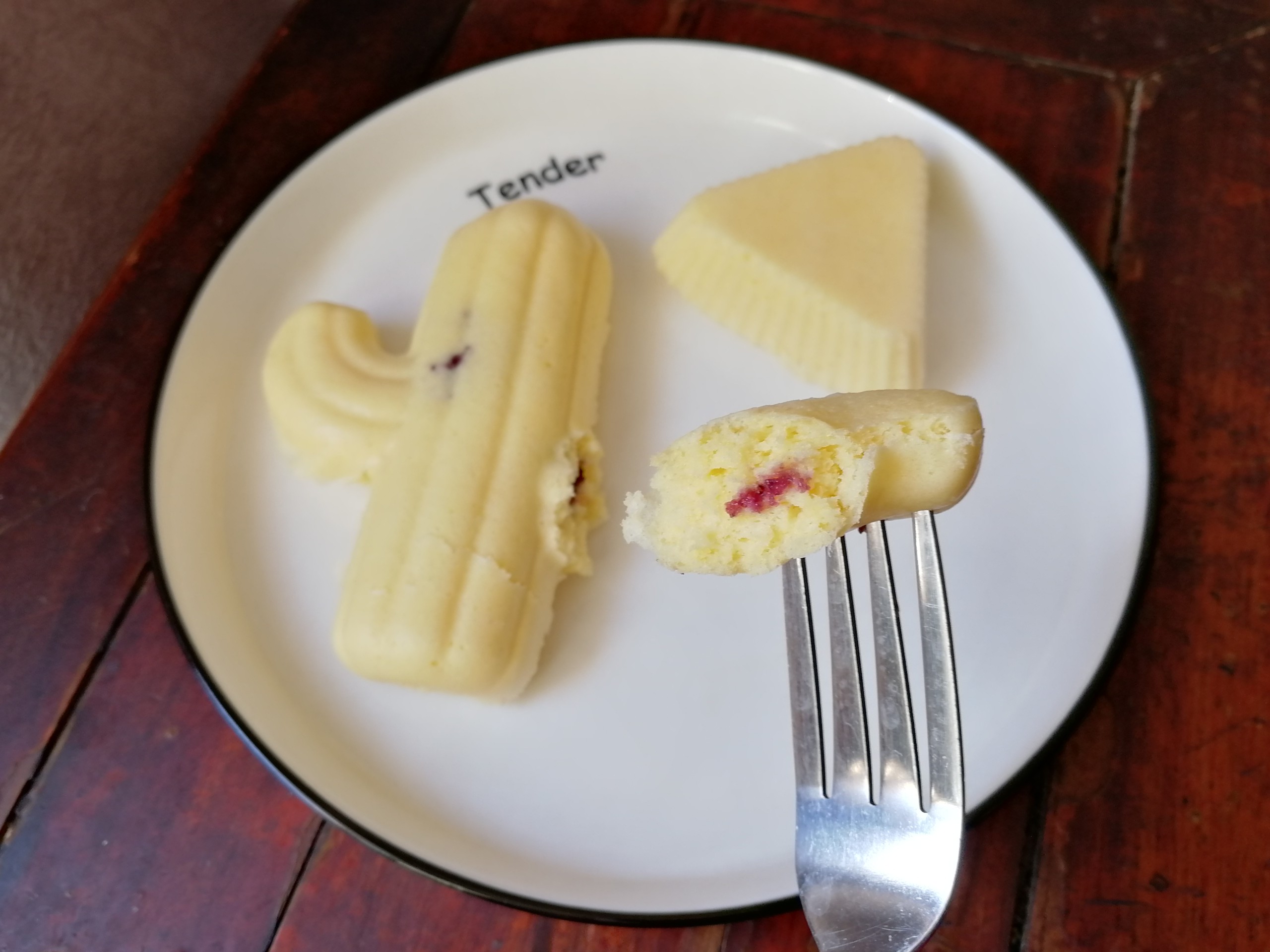 藍莓醬蒸糕的做法-酸甜味蒸菜譜-易網健康養生網 藍莓醬蒸糕的做法-酸甜味蒸菜譜