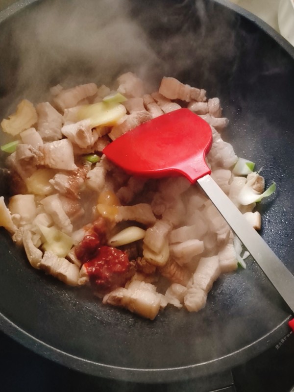 砂鍋壇肉的做法-咸鮮味砂鍋菜譜