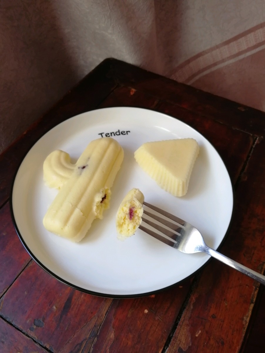 藍莓醬蒸糕的做法-酸甜味蒸菜譜