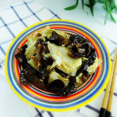 木耳炒白菜的做法-家常味炒菜譜