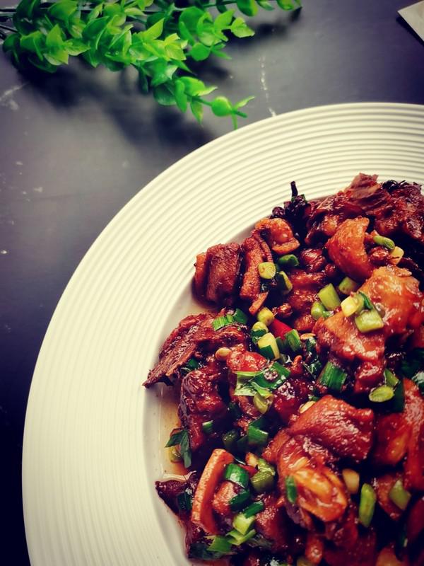 啤酒鴨的做法-咸鮮味燒菜譜