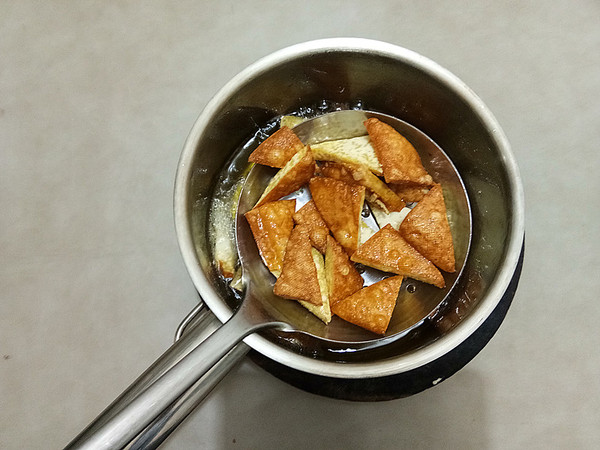 香辣豆腐干的做法-麻辣味其它工藝菜譜-易網健康養生網 香辣豆腐干的做法-麻辣味其它工藝菜譜