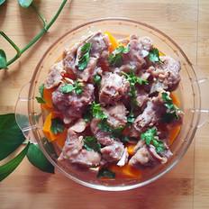 咸排骨蒸南瓜的做法-咸鮮味蒸菜譜