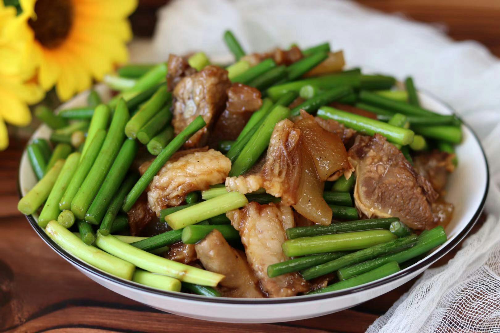 炒蒜苔的做法-家常味炒菜譜