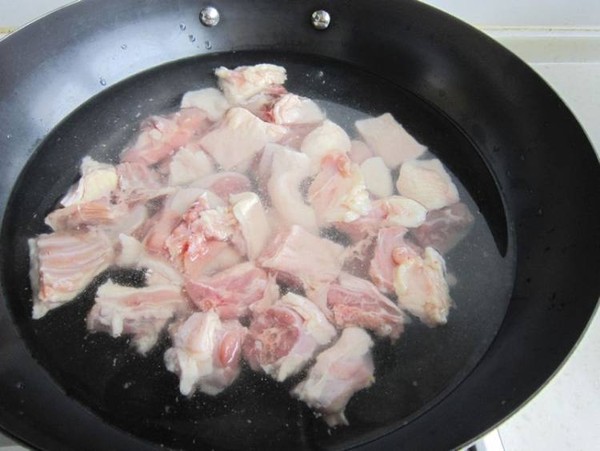 香菇燒紅嘴雁的做法-家常味燒菜譜-易網(wǎng)健康養(yǎng)生網(wǎng) 香菇燒紅嘴雁的做法-家常味燒菜譜