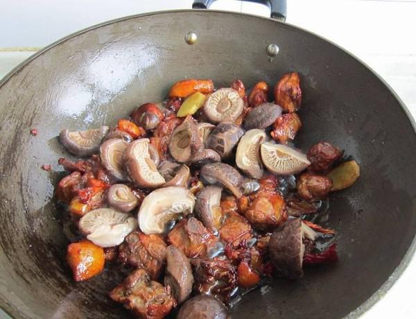 香菇燒紅嘴雁的做法-家常味燒菜譜-易網(wǎng)健康養(yǎng)生網(wǎng) 香菇燒紅嘴雁的做法-家常味燒菜譜