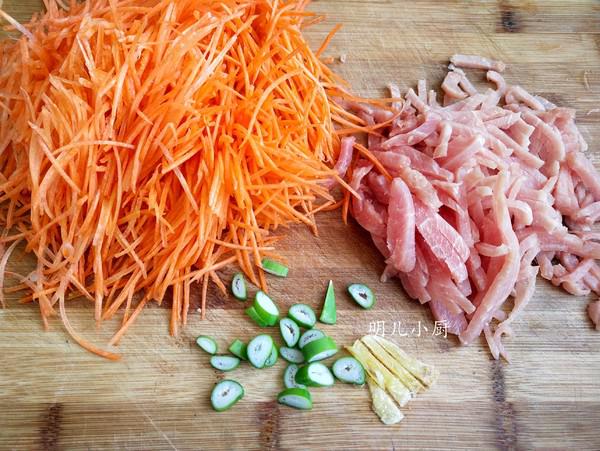 肉絲炒胡蘿卜的做法-家常味炒菜譜