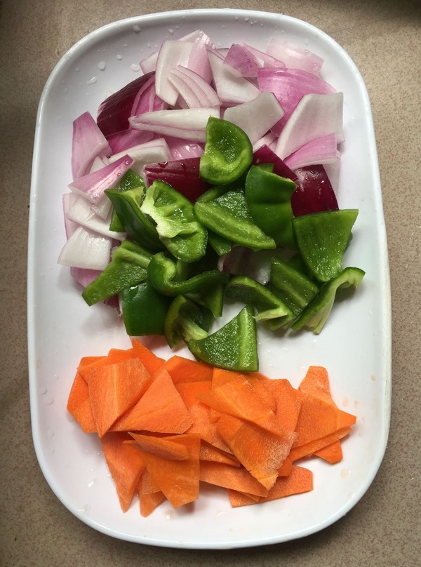 雜蔬炒純肉腸的做法-家常味炒菜譜-易網(wǎng)健康養(yǎng)生網(wǎng) 雜蔬炒純肉腸的做法-家常味炒菜譜