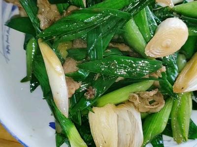 大蒜苗炒肉的做法-咸鮮味炒菜譜