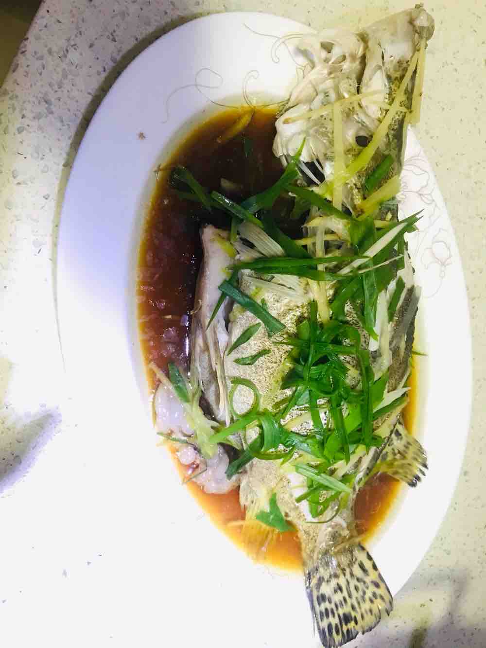 清蒸石斑魚的做法-家常味蒸菜譜