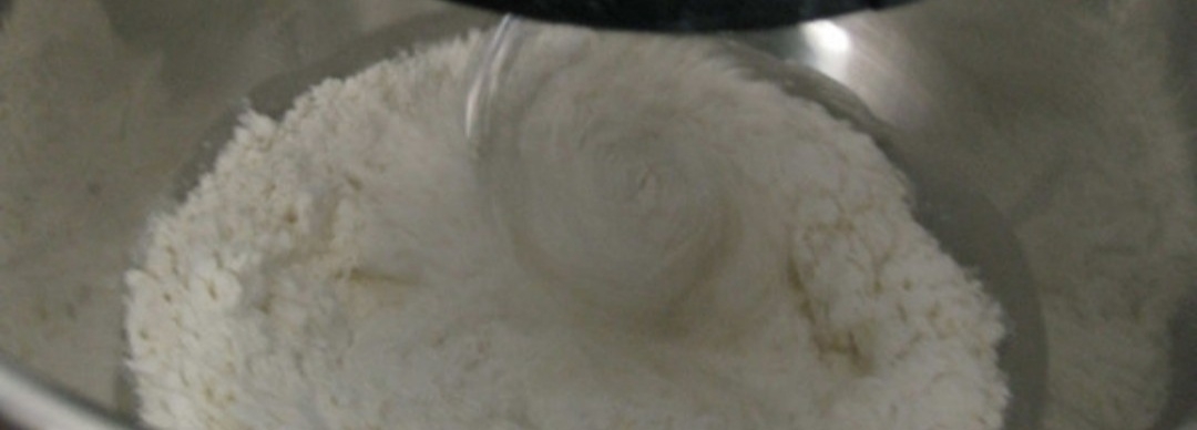 自制涼皮,的做法-麻辣味拌菜譜-易網<a href=http://www.xllyou.com/ target=_blank class=infotextkey>健康養生</a>網 自制涼皮,的做法-麻辣味拌菜譜