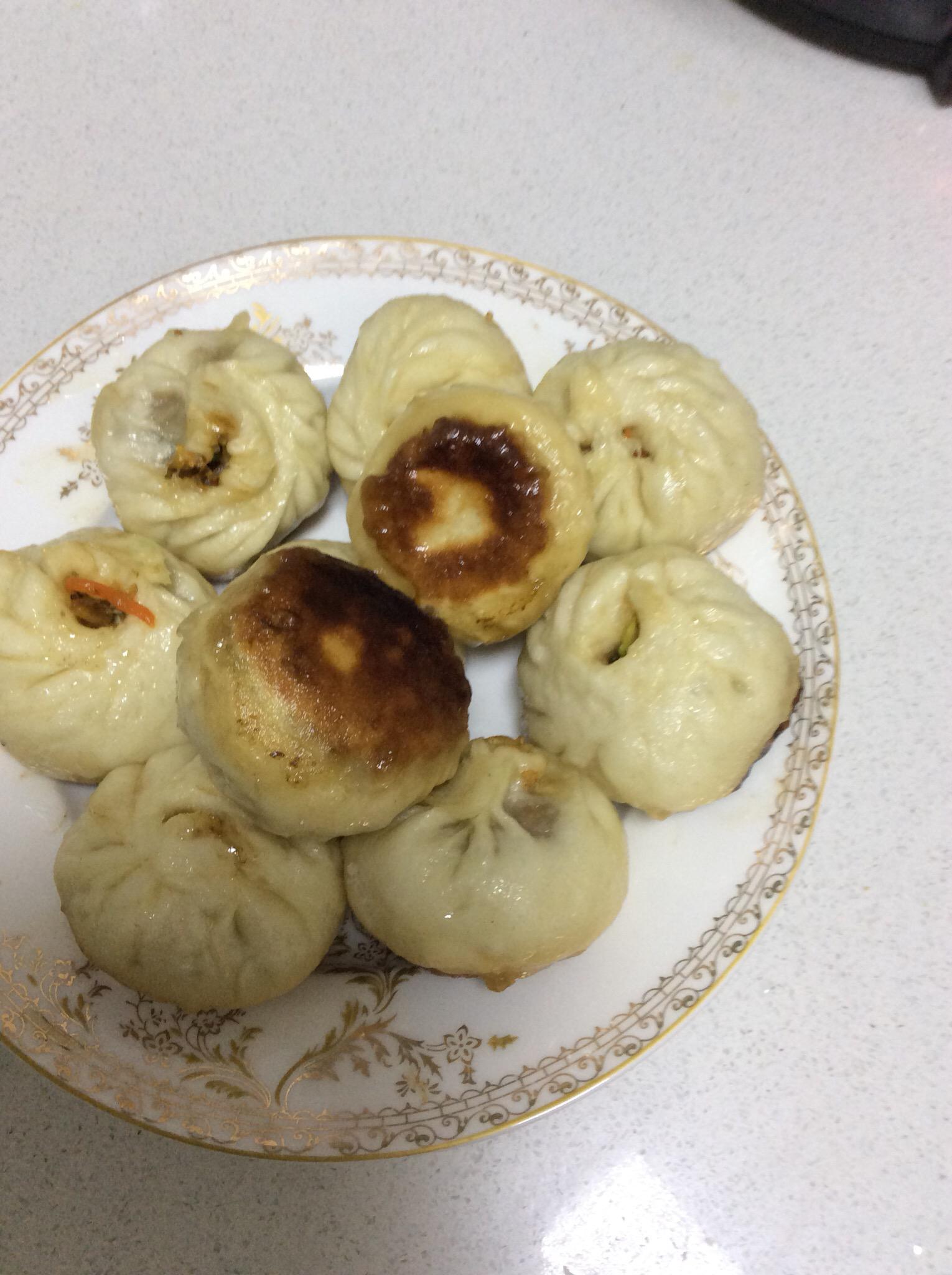 卷心菜粉條雞蛋素包子的做法-家常味蒸菜譜-易網健康養生網 卷心菜粉條雞蛋素包子的做法-家常味蒸菜譜