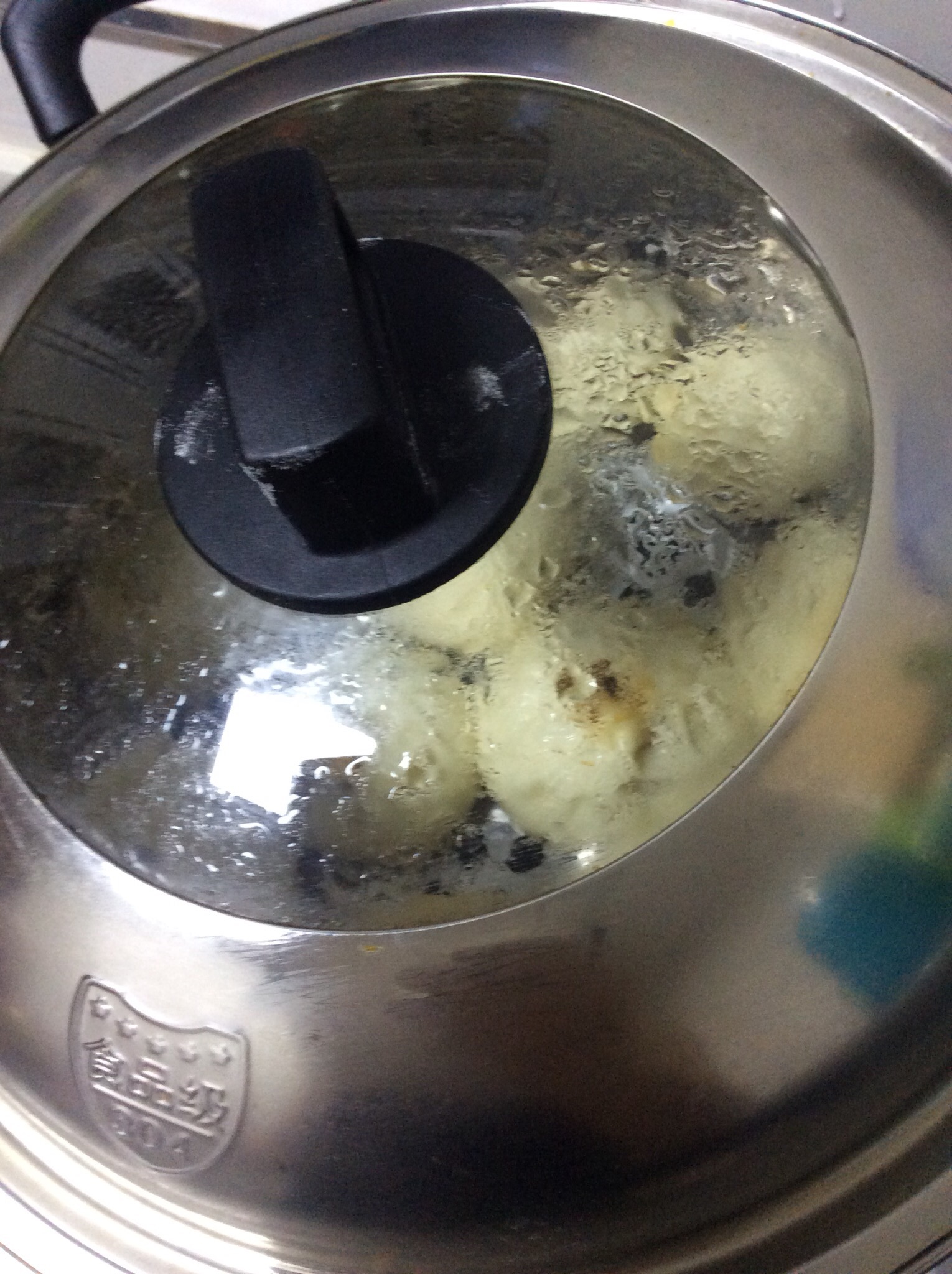 卷心菜粉條雞蛋素包子的做法-家常味蒸菜譜-易網健康養生網 卷心菜粉條雞蛋素包子的做法-家常味蒸菜譜