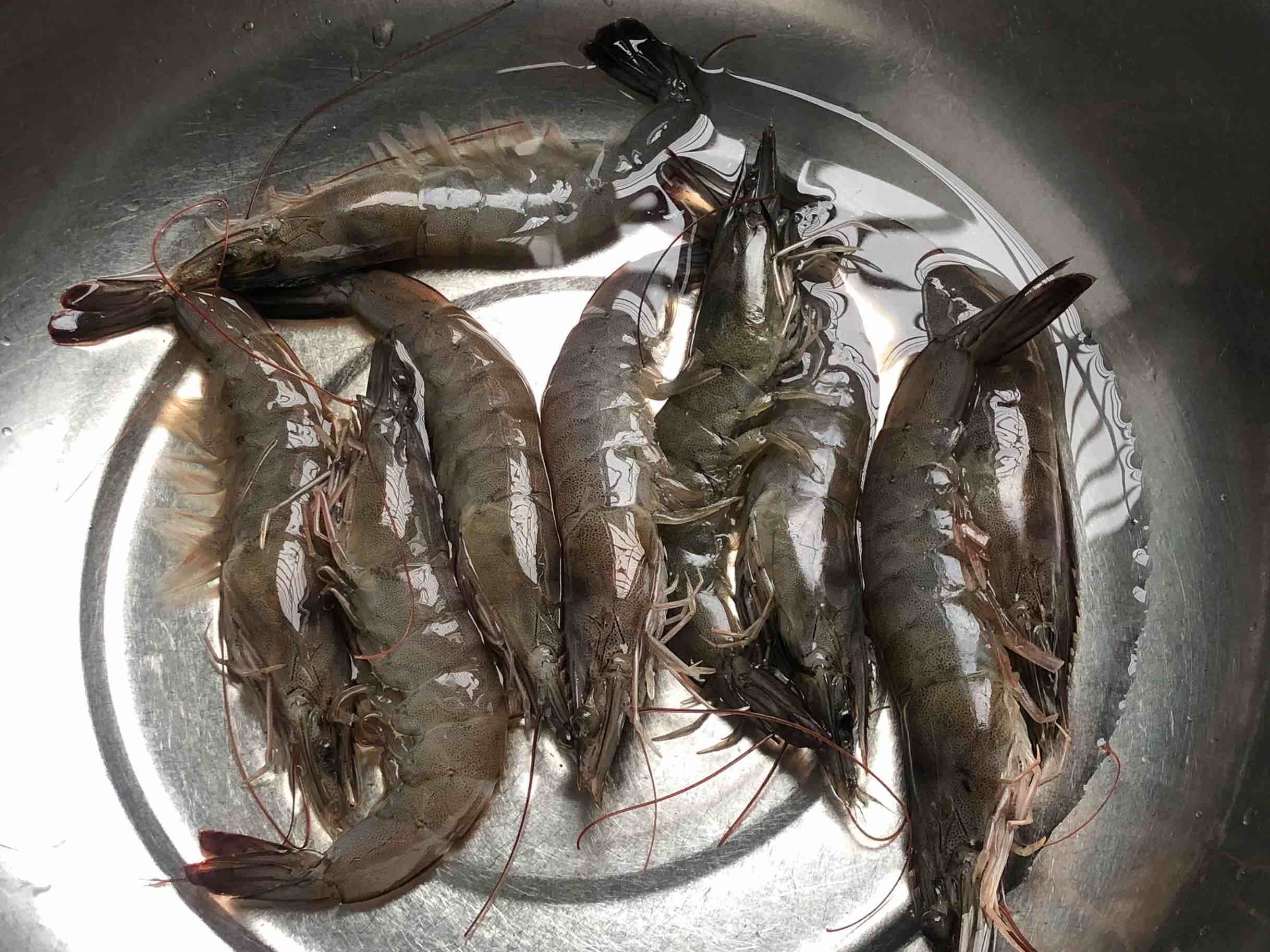 花開富貴之爆炒蝦仁的做法-咸鮮味蒸菜譜