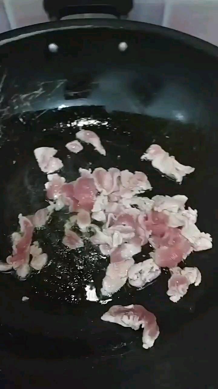 肉炒蒜薹的做法-家常味炒菜譜