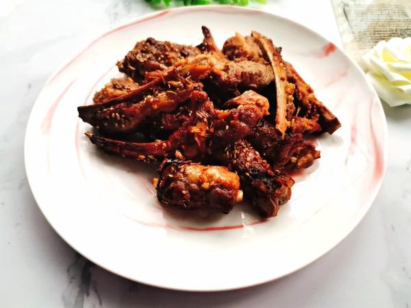 蒜香烤羊排的做法-蒜香味燒菜譜