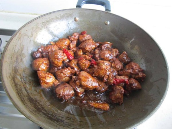 紅燒牛毽子的做法-家常味燒菜譜