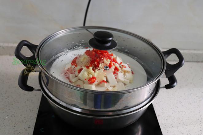 剁椒蒸芋頭的做法-香辣味蒸菜譜-易網健康養生網 剁椒蒸芋頭的做法-香辣味蒸菜譜