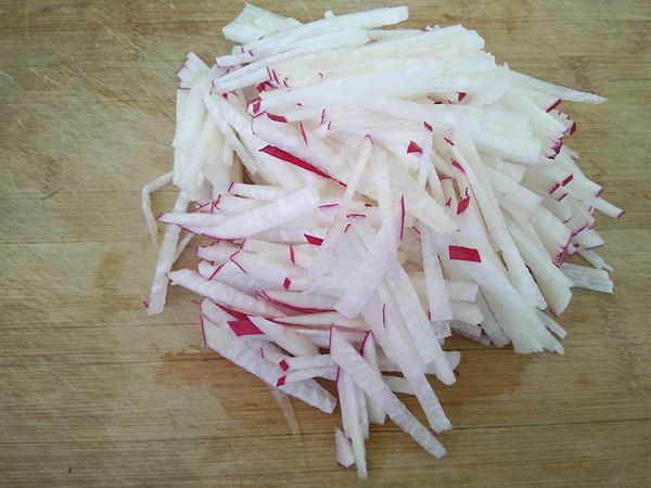 素菜葷做,肉味燒蘿卜的做法-家常味燒菜譜-易網<a href=http://www.xllyou.com/ target=_blank class=infotextkey>健康養生</a>網 素菜葷做,肉味燒蘿卜的做法-家常味燒菜譜