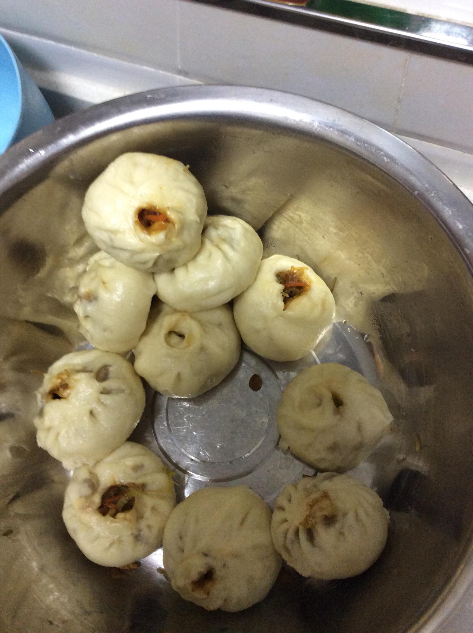 卷心菜粉條雞蛋素包子的做法-家常味蒸菜譜-易網健康養生網 卷心菜粉條雞蛋素包子的做法-家常味蒸菜譜