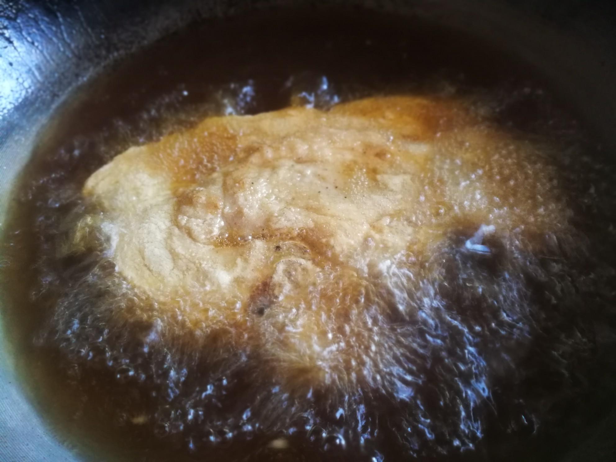 紅燒豬大排的做法-咸鮮味燒菜譜-易網健康養生網 紅燒豬大排的做法-咸鮮味燒菜譜