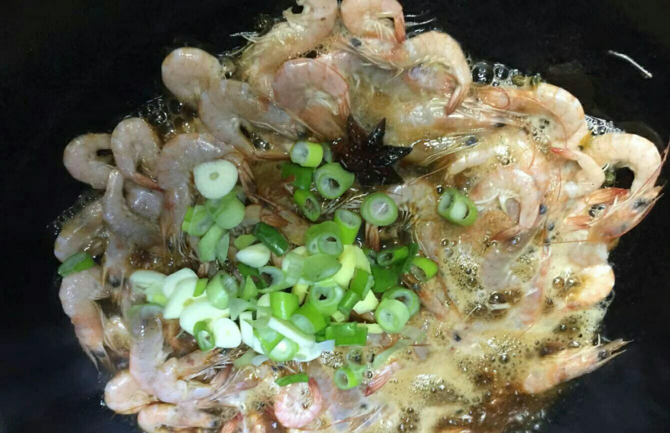 爆炒河蝦的做法-家常味炒菜譜-易網健康養生網 爆炒河蝦的做法-家常味炒菜譜