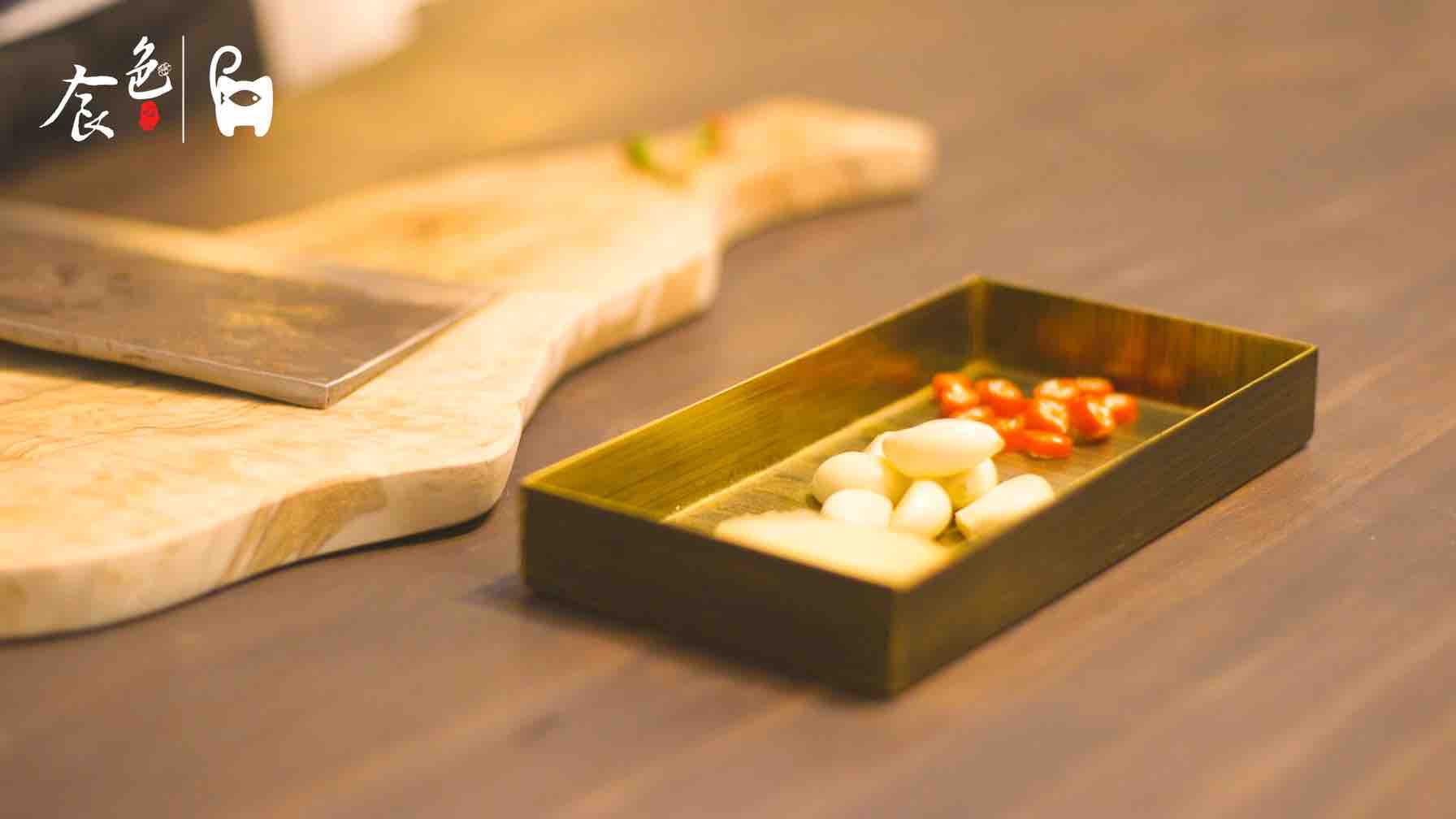 黃豆燒豬尾!超級好吃的家常菜,學會了這道菜,誰還去吃紅燒肉和大豬蹄子啊?的做法-咸鮮味燒菜譜-易網健康養生網 黃豆燒豬尾!超級好吃的家常菜,學會了這道菜,誰還去吃紅燒肉和大豬蹄子啊?的做法-咸鮮味燒菜譜