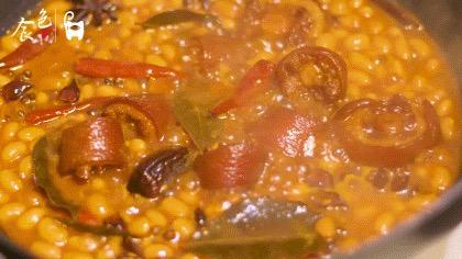 黃豆燒豬尾!超級好吃的家常菜,學會了這道菜,誰還去吃紅燒肉和大豬蹄子啊?的做法-咸鮮味燒菜譜-易網健康養生網 黃豆燒豬尾!超級好吃的家常菜,學會了這道菜,誰還去吃紅燒肉和大豬蹄子啊?的做法-咸鮮味燒菜譜