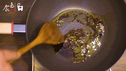 黃豆燒豬尾!超級好吃的家常菜,學會了這道菜,誰還去吃紅燒肉和大豬蹄子啊?的做法-咸鮮味燒菜譜-易網健康養生網 黃豆燒豬尾!超級好吃的家常菜,學會了這道菜,誰還去吃紅燒肉和大豬蹄子啊?的做法-咸鮮味燒菜譜