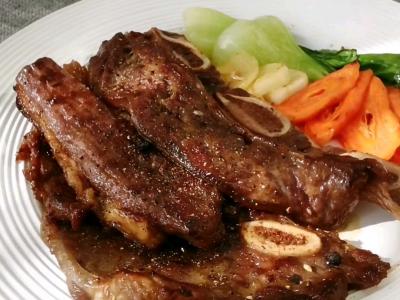 香煎牛仔骨的做法-黑椒味煎菜譜