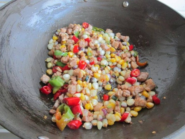 羊肉炒玉米的做法-家常味炒菜譜-易網健康養生網 羊肉炒玉米的做法-家常味炒菜譜