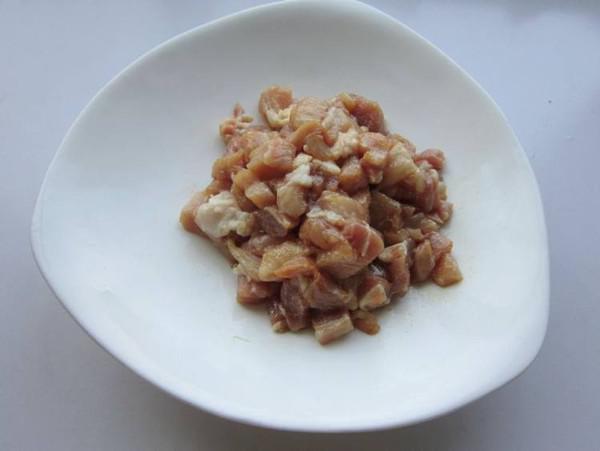 羊肉炒玉米的做法-家常味炒菜譜-易網健康養生網 羊肉炒玉米的做法-家常味炒菜譜