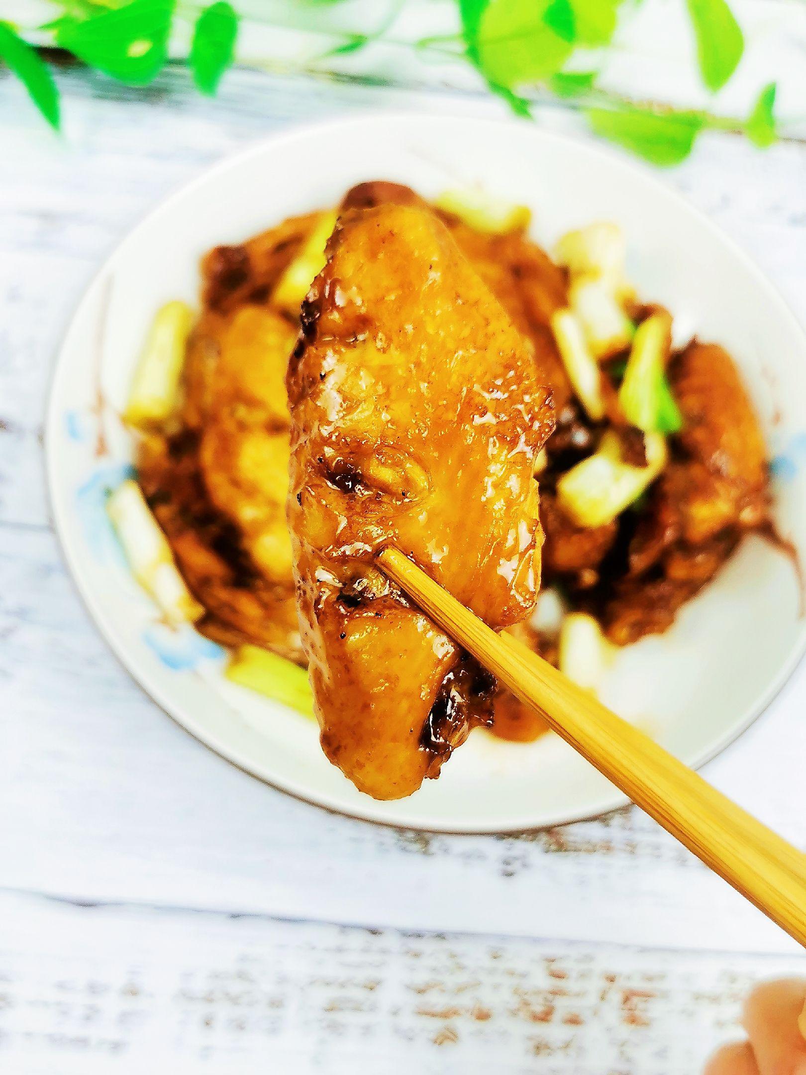 蔥油雞翅的做法-咸鮮味煎菜譜-易網健康養生網 蔥油雞翅的做法-咸鮮味煎菜譜