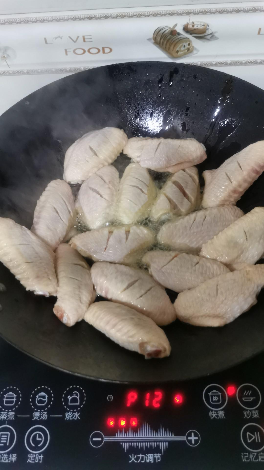 蔥油雞翅的做法-咸鮮味煎菜譜-易網健康養生網 蔥油雞翅的做法-咸鮮味煎菜譜