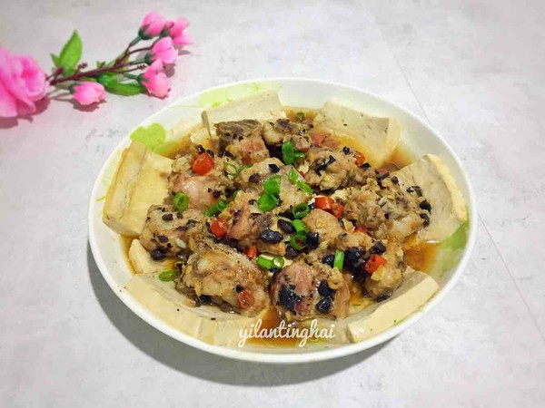 排骨蒸豆腐的做法-咸鮮味蒸菜譜-易網健康養生網 排骨蒸豆腐的做法-咸鮮味蒸菜譜