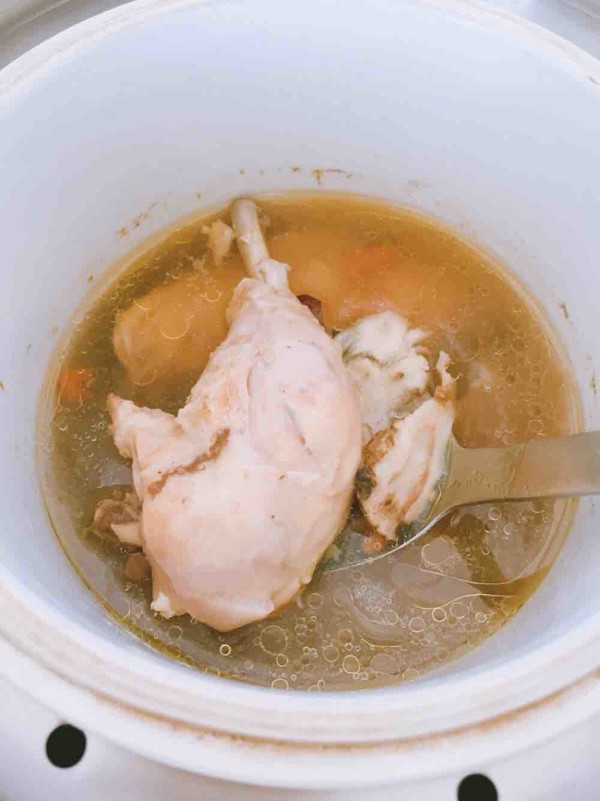 當歸黨參紅棗雞湯的做法-家常味燉菜譜