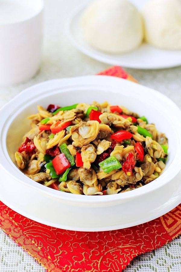 爆炒蛤蠣的做法-家常味炒菜譜-易網健康養生網 爆炒蛤蠣的做法-家常味炒菜譜