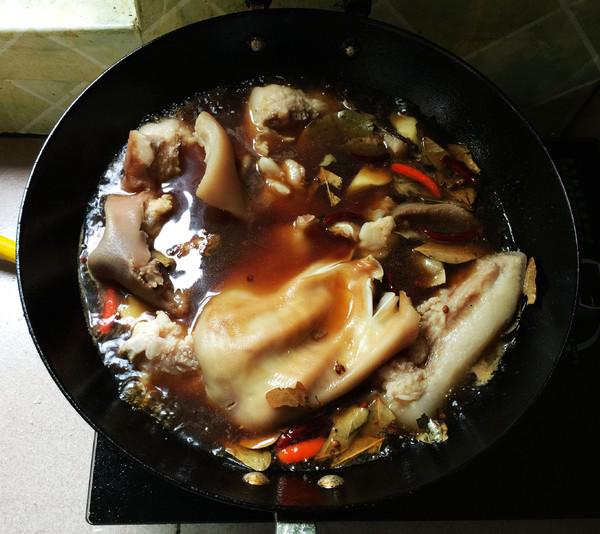 香鹵豬耳的做法-醬香味鹵菜譜-易網健康養生網 香鹵豬耳的做法-醬香味鹵菜譜