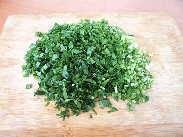 韭菜雞蛋餡混合面蒸餃的做法-咸鮮味蒸菜譜-易網健康養生網 韭菜雞蛋餡混合面蒸餃的做法-咸鮮味蒸菜譜