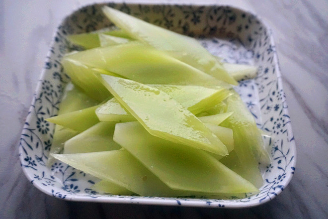 家常白油肉片的做法-家常味炒菜譜-易網健康養生網 家常白油肉片的做法-家常味炒菜譜