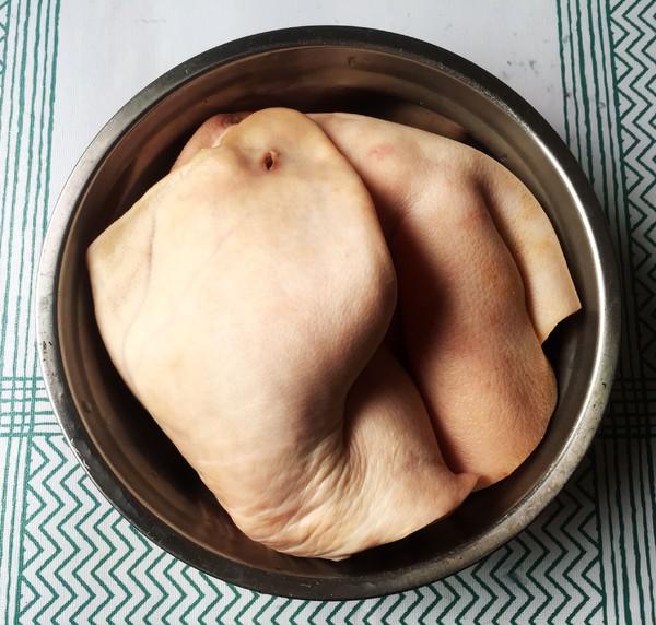 香鹵豬耳的做法-醬香味鹵菜譜-易網<a href=http://www.xllyou.com/ target=_blank class=infotextkey>健康養生</a>網 香鹵豬耳的做法-醬香味鹵菜譜