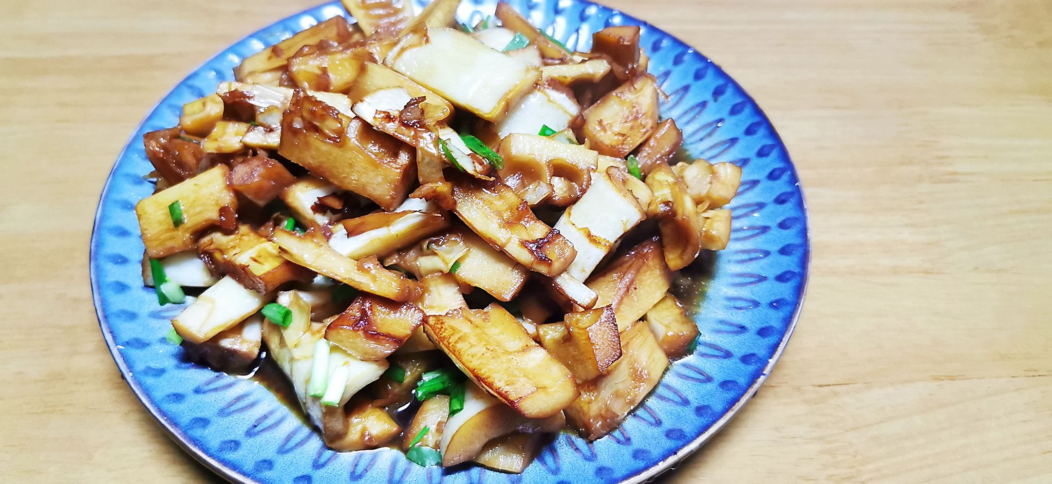 油燜春筍的做法-家常味炒菜譜-易網健康養生網 油燜春筍的做法-家常味炒菜譜