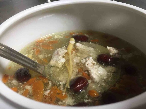 清甜瘦肉燉湯的做法-其它口味燉菜譜-易網健康養生網 清甜瘦肉燉湯的做法-其它口味燉菜譜