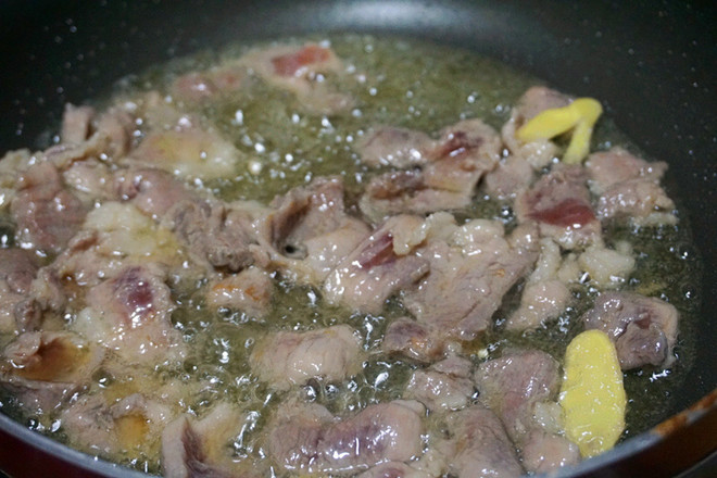 家常白油肉片的做法-家常味炒菜譜-易網健康養生網 家常白油肉片的做法-家常味炒菜譜