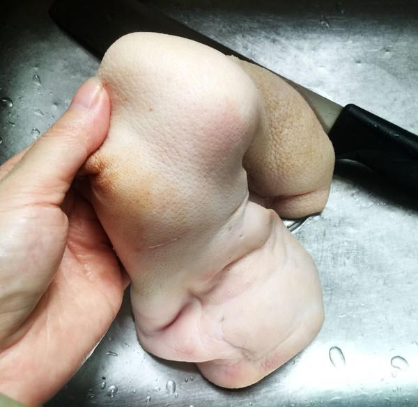 香鹵豬耳的做法-醬香味鹵菜譜-易網健康養生網 香鹵豬耳的做法-醬香味鹵菜譜