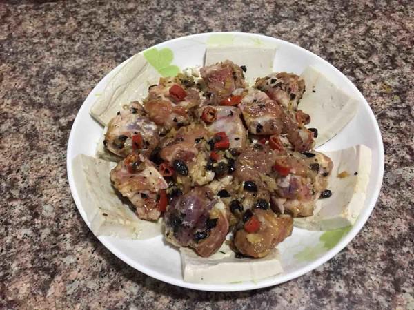 排骨蒸豆腐的做法-咸鮮味蒸菜譜-易網健康養生網 排骨蒸豆腐的做法-咸鮮味蒸菜譜