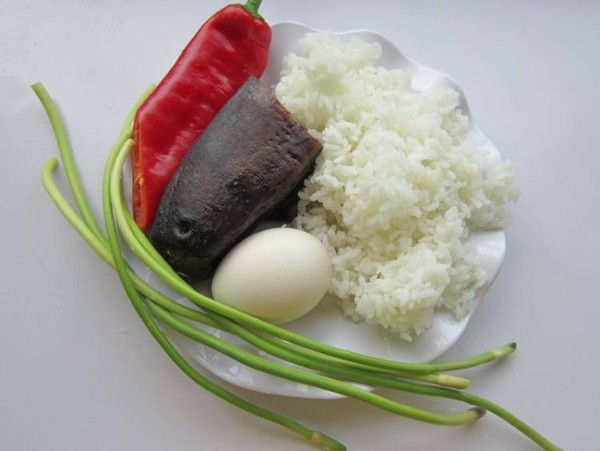 泡菜臘肉蛋炒飯的做法-咸鮮味炒菜譜
