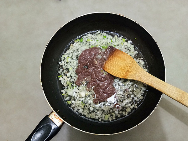 蝦醬炒雞蛋的做法-其它口味炒菜譜-易網(wǎng)健康養(yǎng)生網(wǎng) 蝦醬炒雞蛋的做法-其它口味炒菜譜