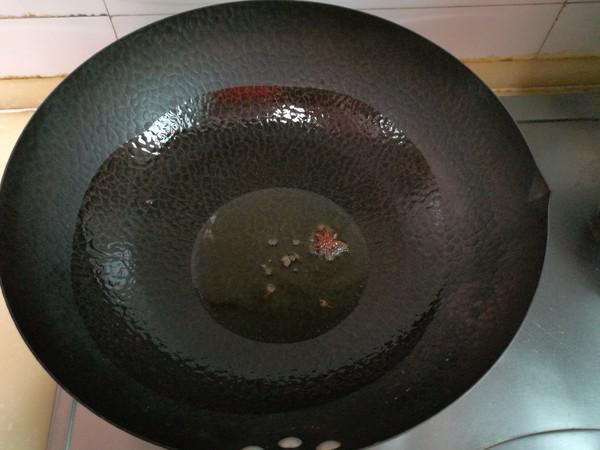 鯽魚花生仁燉烤麩的做法-家常味燉菜譜